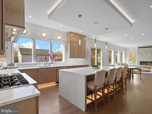 $2,599,888 | 616 Gibson Circle Southwest, Vienna, VA 22180