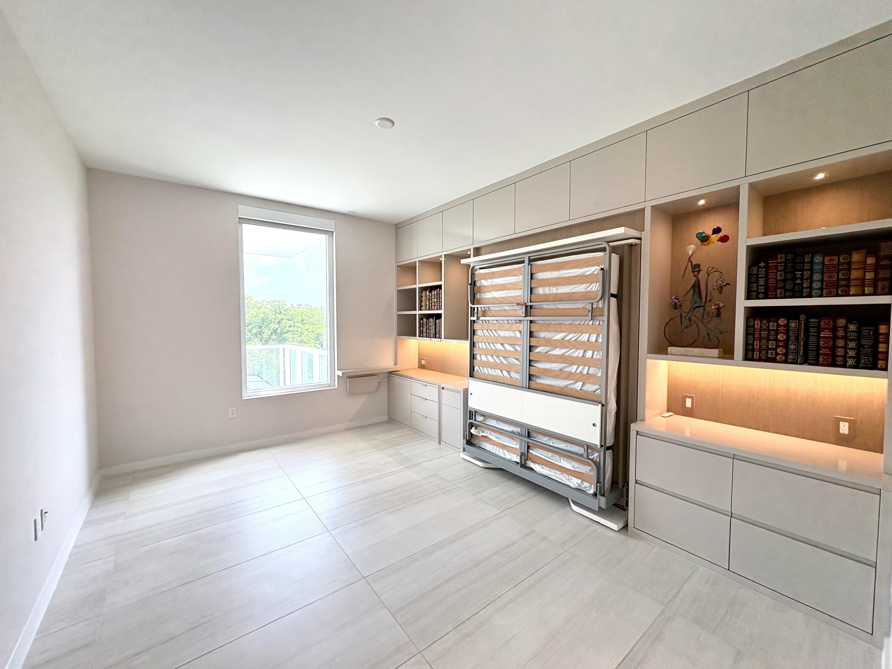 200 Southeast Mizner Boulevard, Unit 514 Boca Raton, FL 33432 - Photo 20 of 74 Murphy Bed