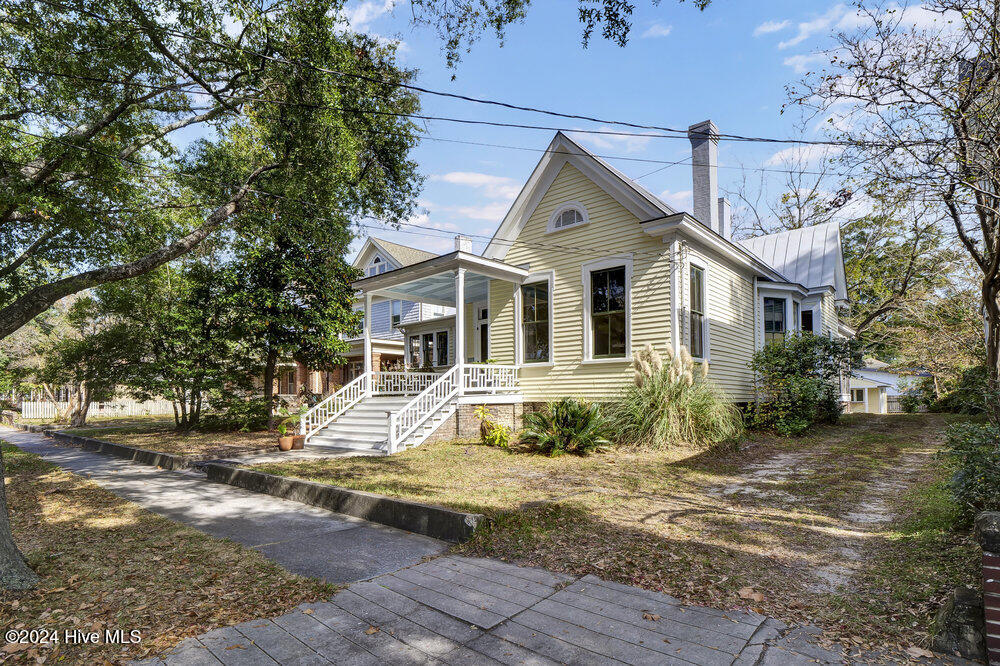 511 South 3rd Street Wilmington, NC 28401 - Photo 3 of 56 003_pja13101_555