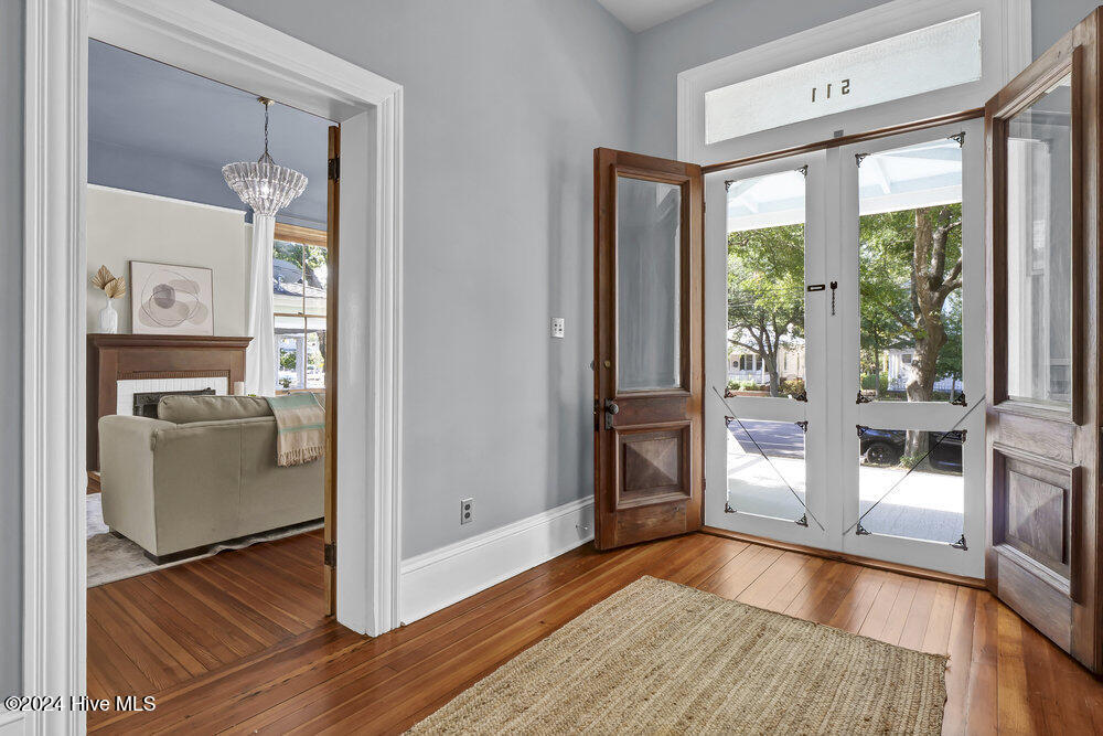 511 South 3rd Street Wilmington, NC 28401 - Photo 7 of 56 007_pja12770_965