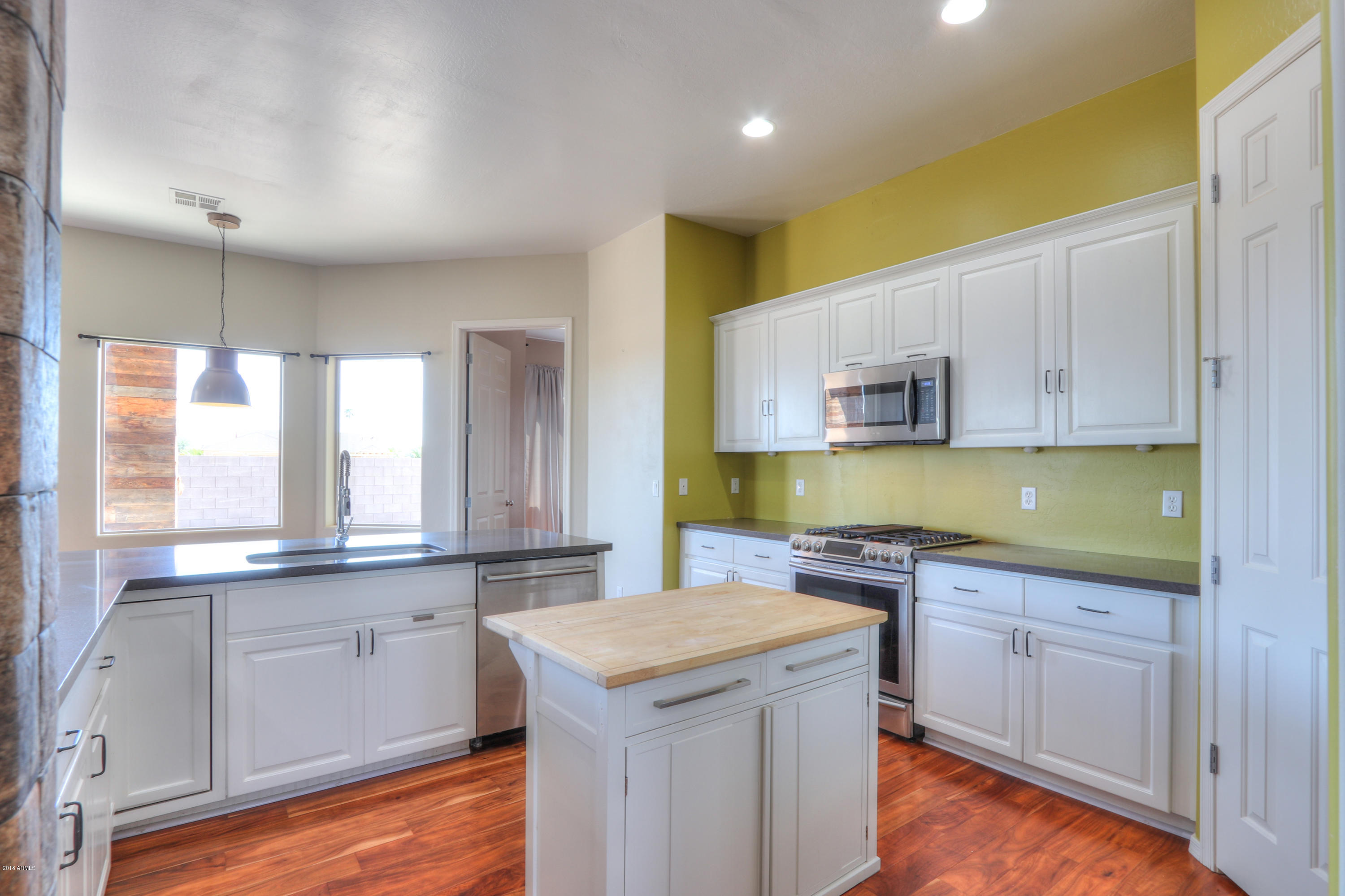 14741 South Rory Calhoun Road Arizona City, AZ 85123 - Photo 27 of 43 Kitchen
