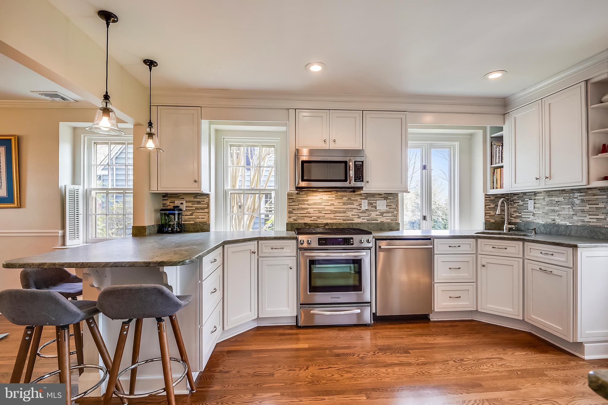309 Tunbridge Road Baltimore, MD 21212 - Photo 9 of 40 Kitchen