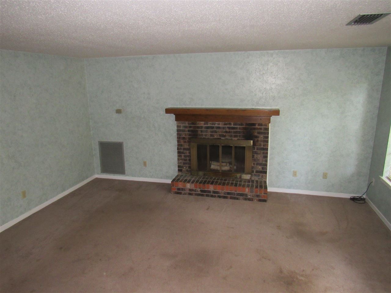 107 Lawson Road Daphne, AL 36526 - Photo 4 of 31