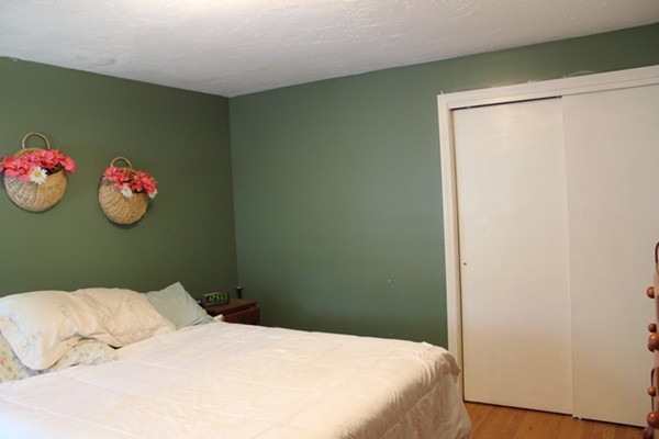1 Meadowbrook Road Worcester, MA 01609 - Photo 7 of 11 Gallery Image 7