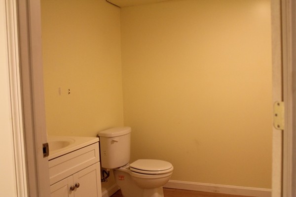 1 Meadowbrook Road Worcester, MA 01609 - Photo 9 of 11 Gallery Image 9