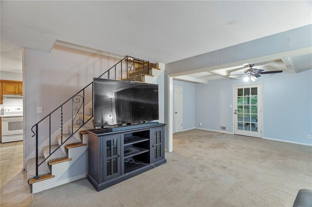 3813 Queen Ridge Drive Independence, MO 64055 - Photo 12 of 36