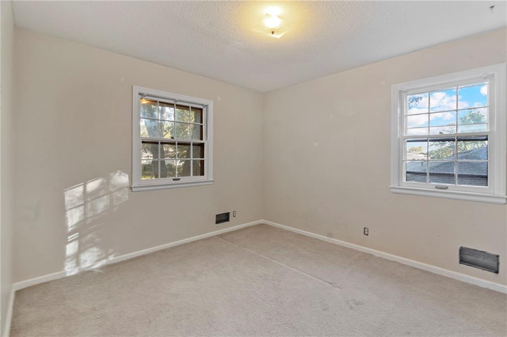 3813 Queen Ridge Drive Independence, MO 64055 - Photo 15 of 36