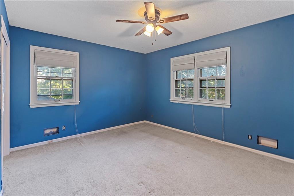 3813 Queen Ridge Drive Independence, MO 64055 - Photo 17 of 36