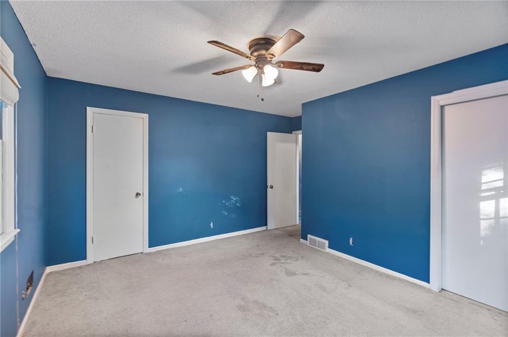 3813 Queen Ridge Drive Independence, MO 64055 - Photo 18 of 36