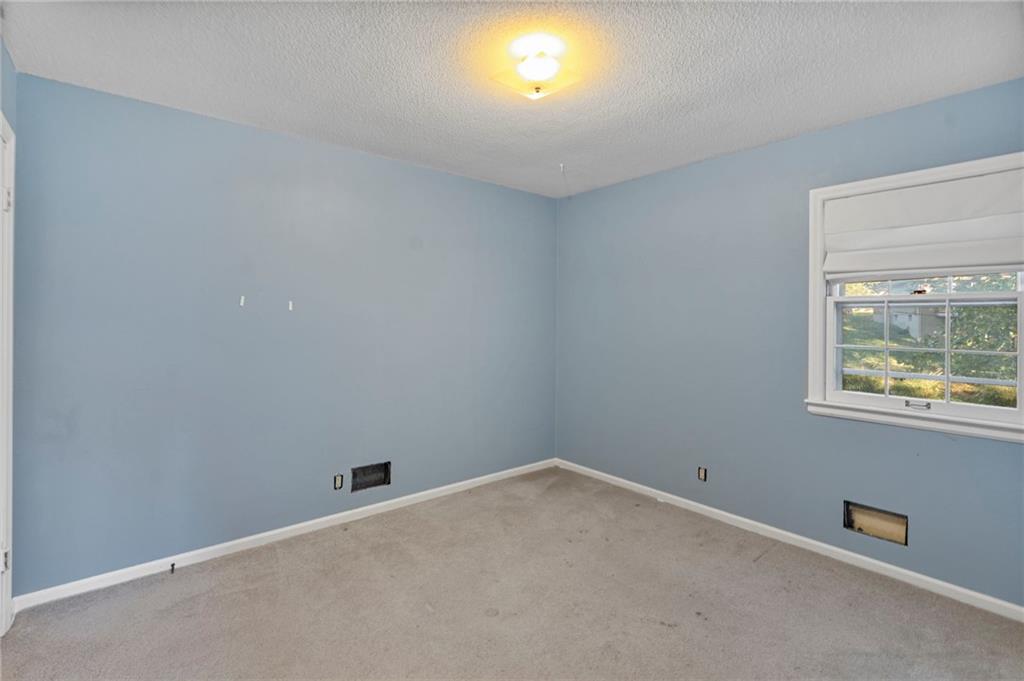 3813 Queen Ridge Drive Independence, MO 64055 - Photo 21 of 36