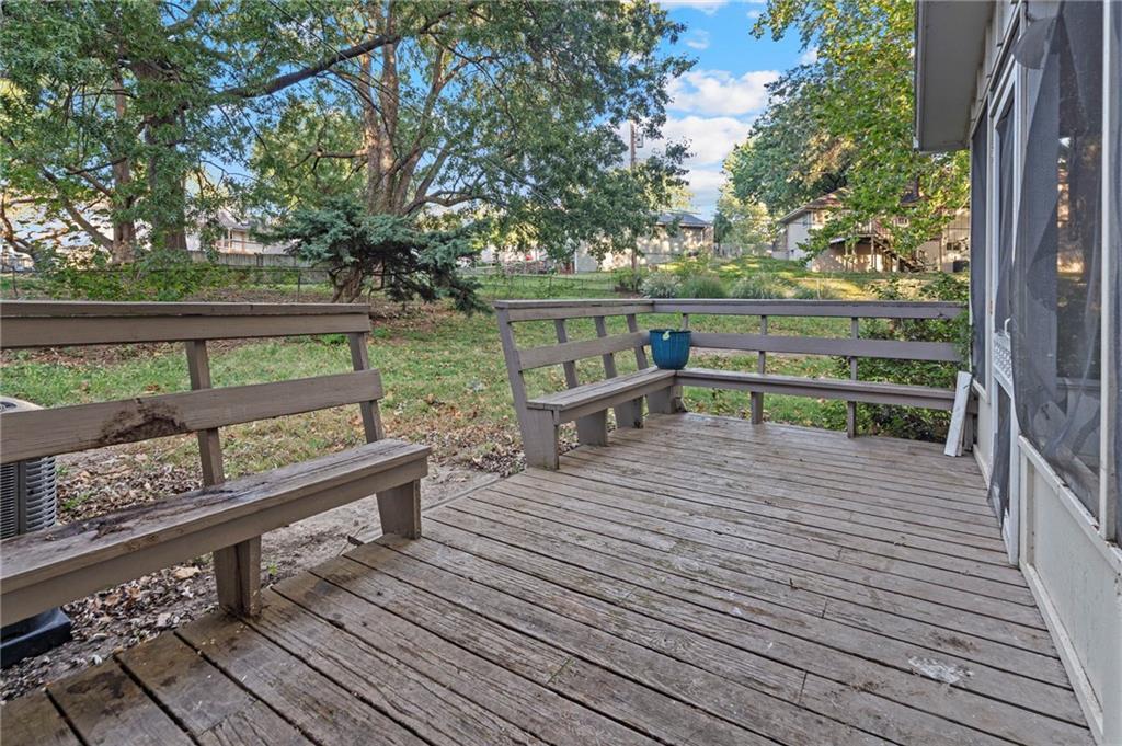 3813 Queen Ridge Drive Independence, MO 64055 - Photo 29 of 36