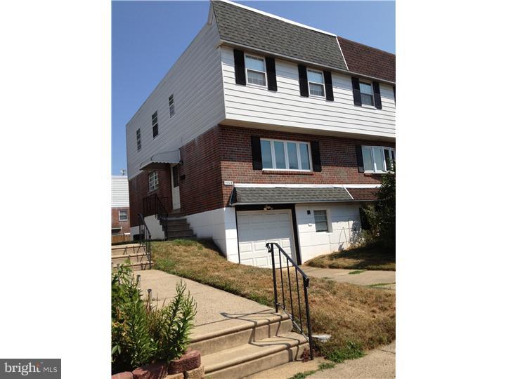 9914 Wingtip Road Philadelphia, PA 19115 - Photo 1 of 16 Exterior Front