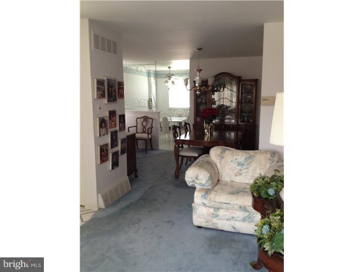 9914 Wingtip Road Philadelphia, PA 19115 - Photo 6 of 16 Dining Room