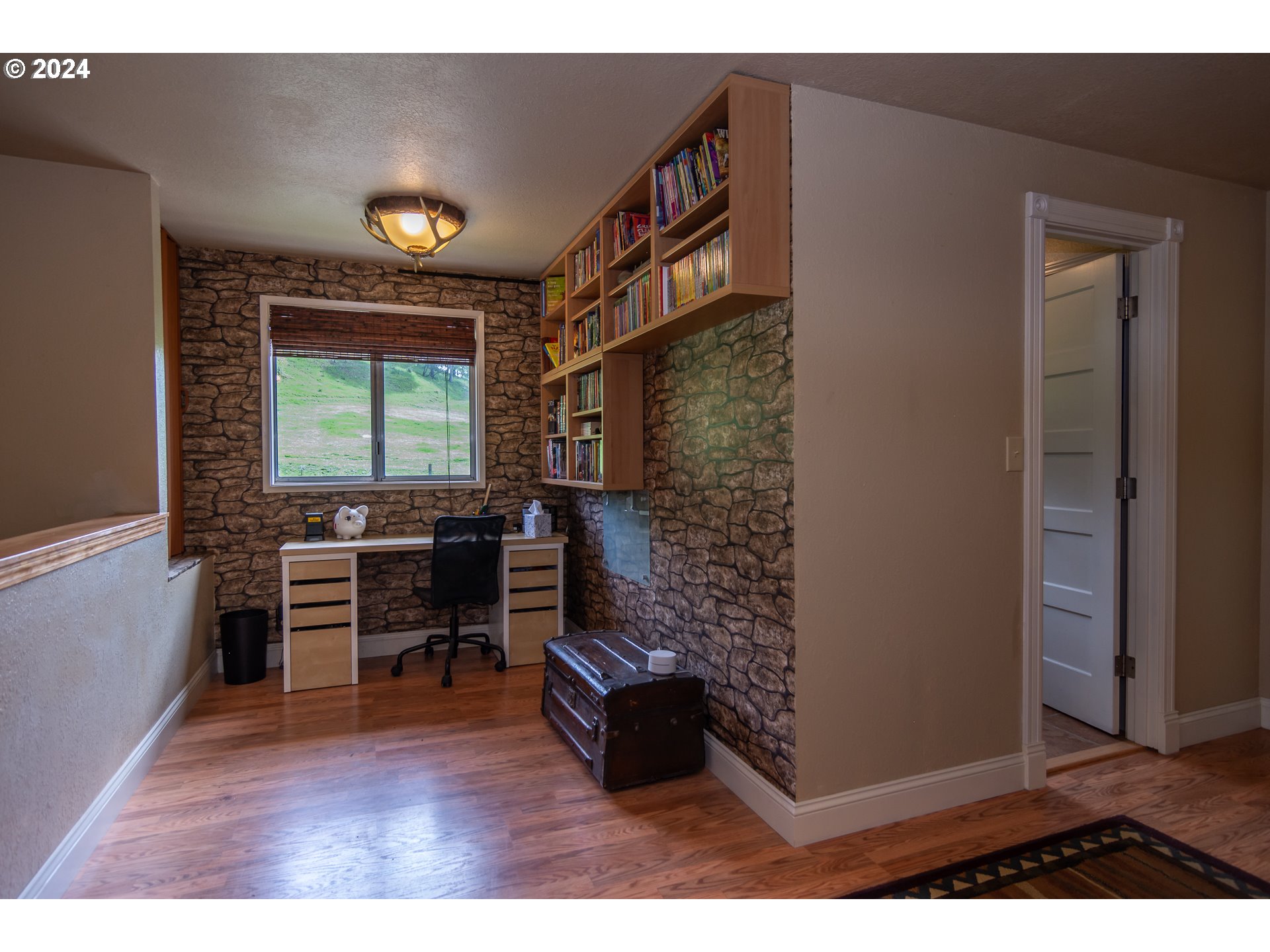 9373 Roberts Creek Road Roseburg, OR 97470 - Photo 20 of 48 Bonus Room