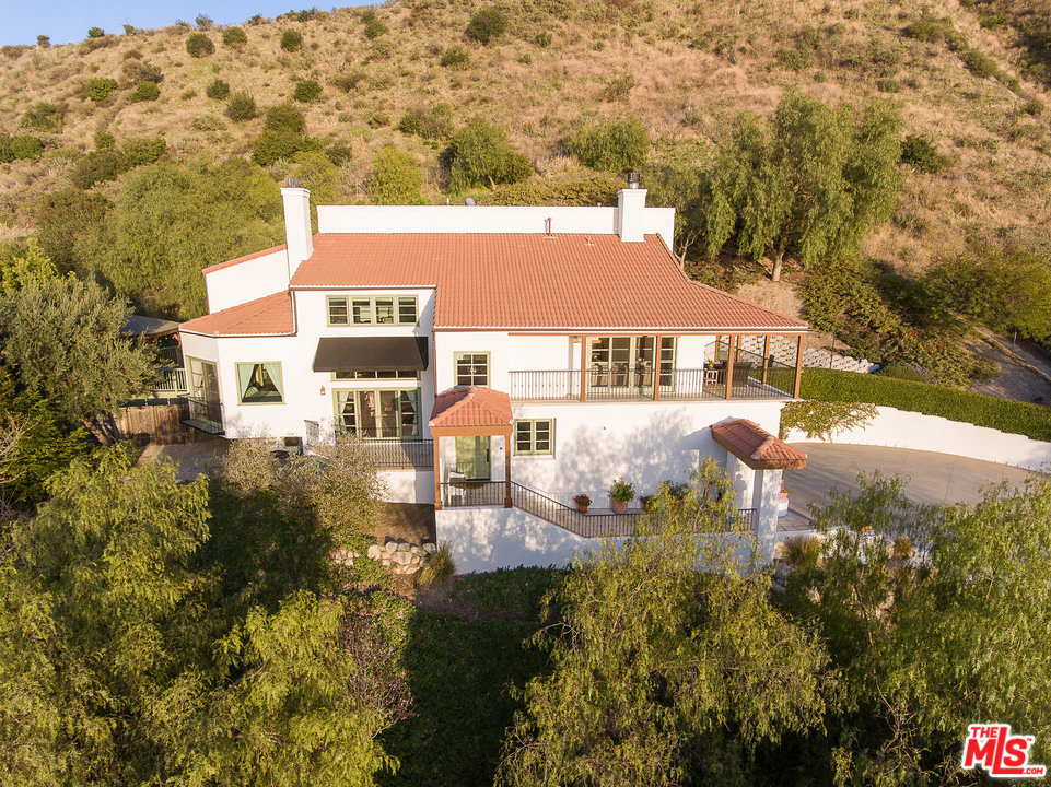 25316 Pacy Street Newhall, CA 91321 - Photo 1 of 53