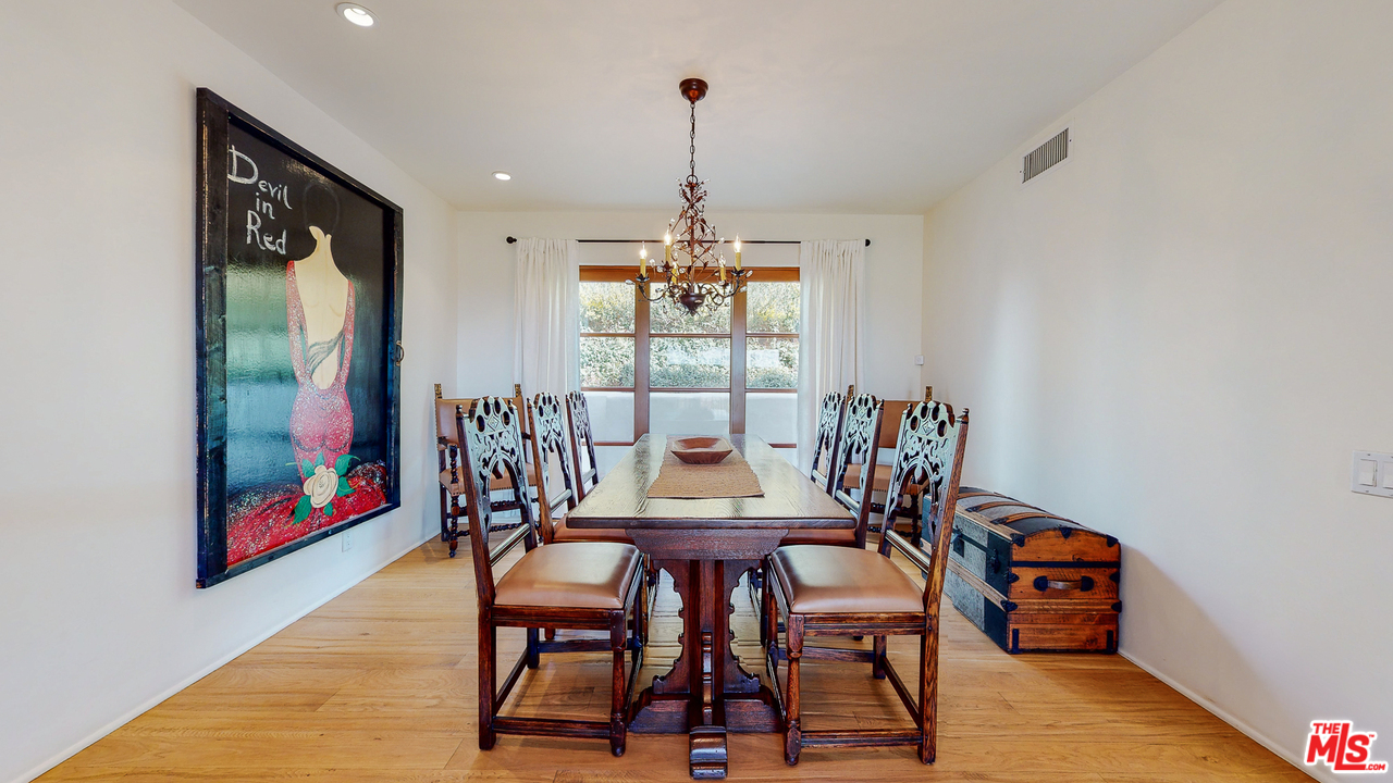 25316 Pacy Street Newhall, CA 91321 - Photo 12 of 53