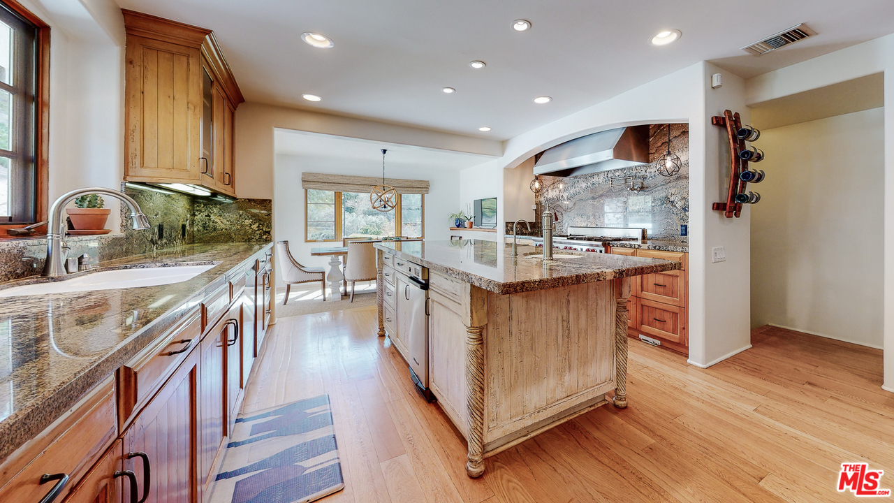 25316 Pacy Street Newhall, CA 91321 - Photo 15 of 53