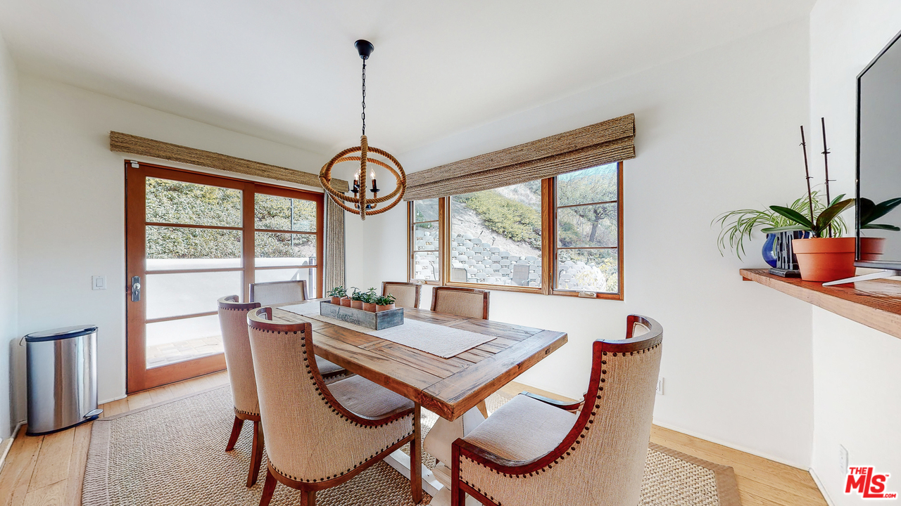 25316 Pacy Street Newhall, CA 91321 - Photo 16 of 53