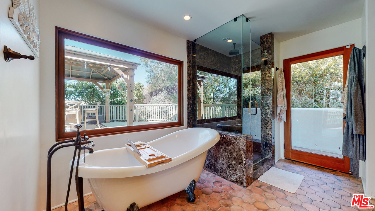 25316 Pacy Street Newhall, CA 91321 - Photo 27 of 53