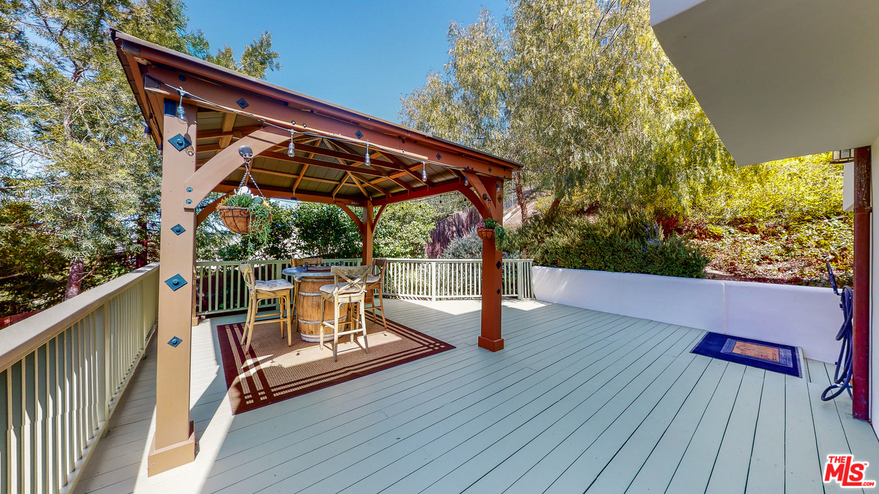 25316 Pacy Street Newhall, CA 91321 - Photo 30 of 53