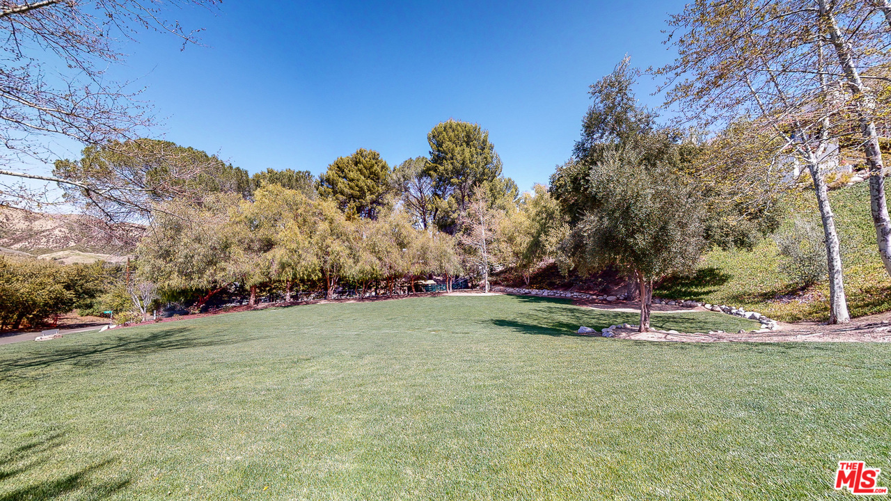 25316 Pacy Street Newhall, CA 91321 - Photo 44 of 53