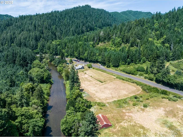 $499,000 | 7896 Highway 38, Drain, OR 97435