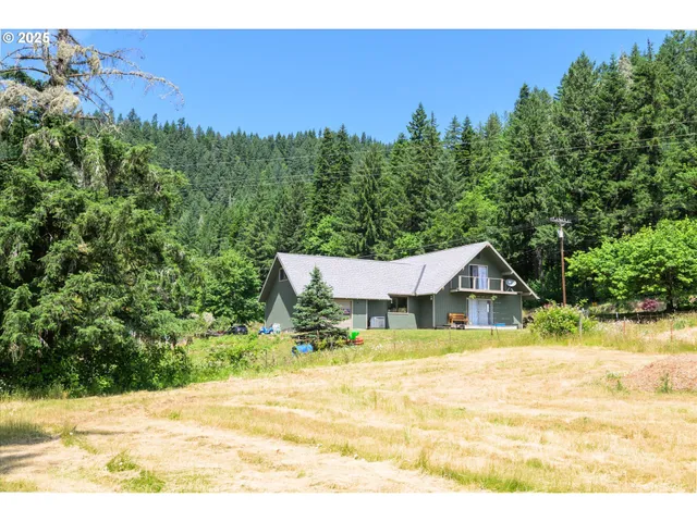 $499,000 | 7896 Highway 38, Drain, OR 97435