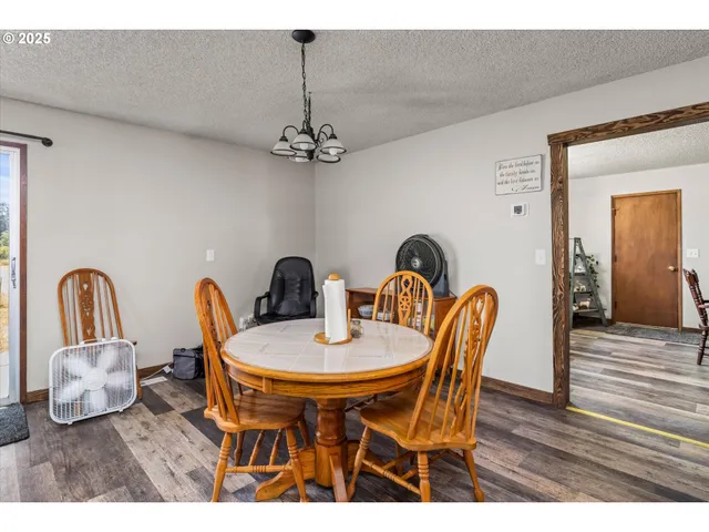 $499,000 | 7896 Highway 38, Drain, OR 97435