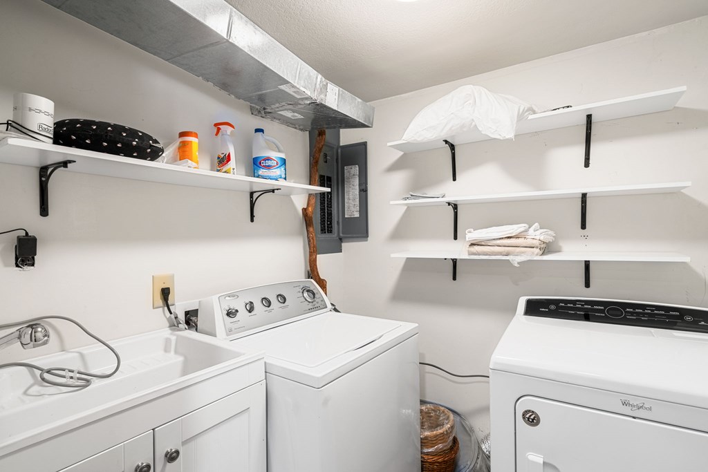 314 Kilpatrick Point Drive Hayesville, NC 28904 - Photo 31 of 50 a utility room with dryer and washer