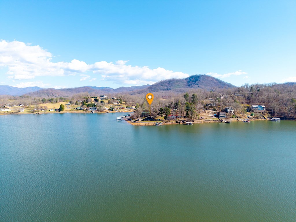 314 Kilpatrick Point Drive Hayesville, NC 28904 - Photo 47 of 50 a view of lake view and mountain view