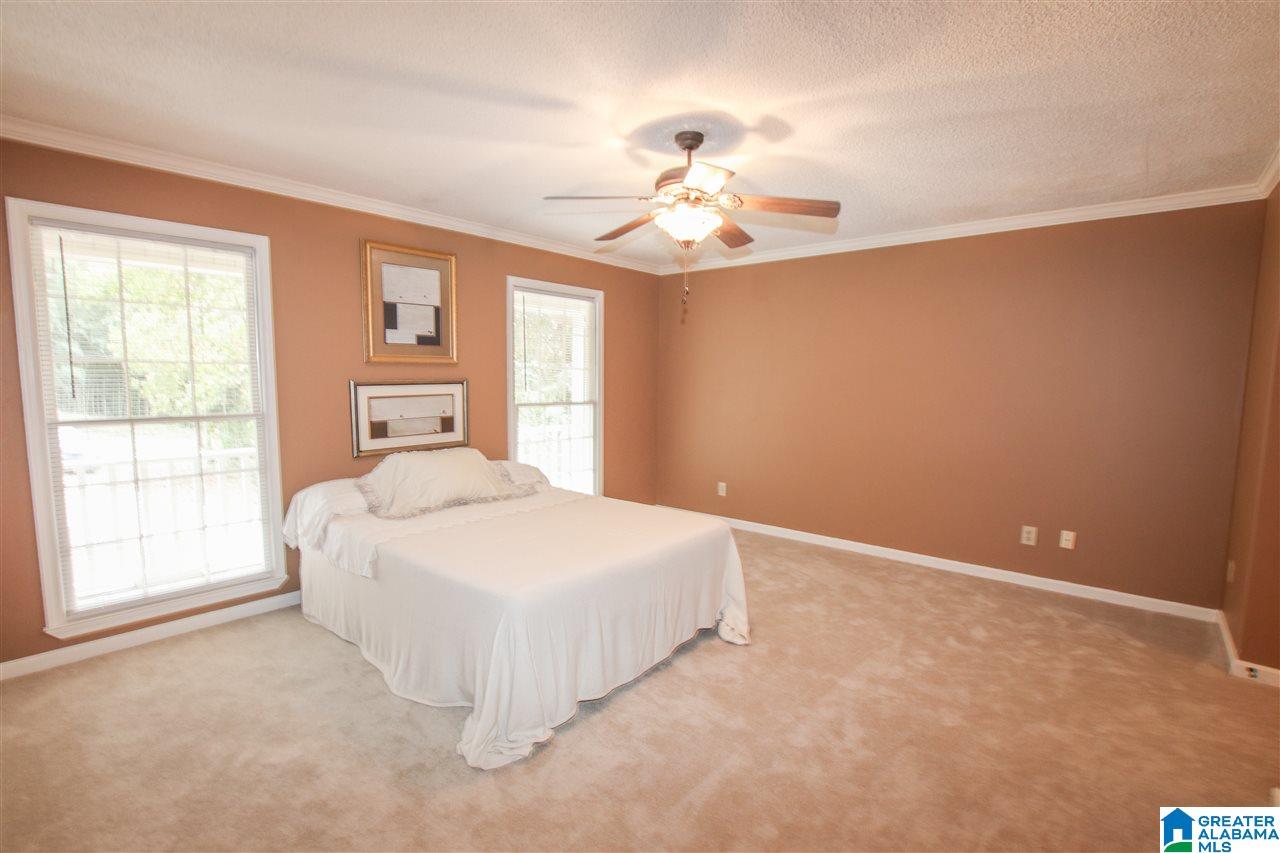 2415 Royal Lane Pelham, AL 35124 - Photo 17 of 33