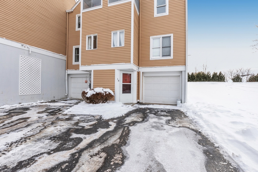 18 Merlin Court, Unit 18 Worcester, MA 01602 - Photo 17 of 18