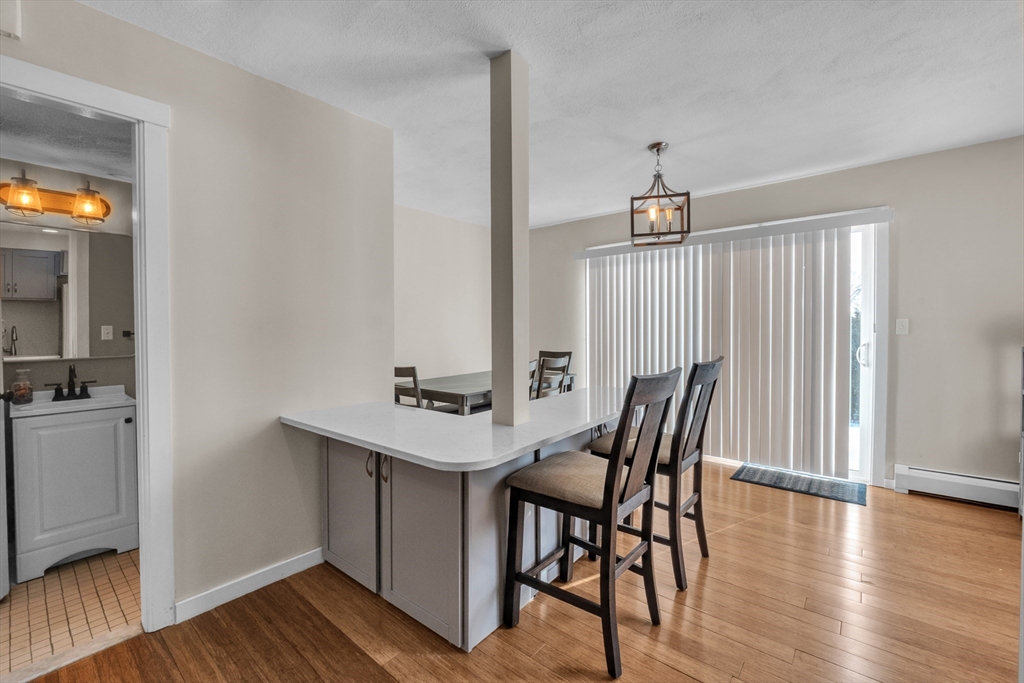 18 Merlin Court, Unit 18 Worcester, MA 01602 - Photo 5 of 18