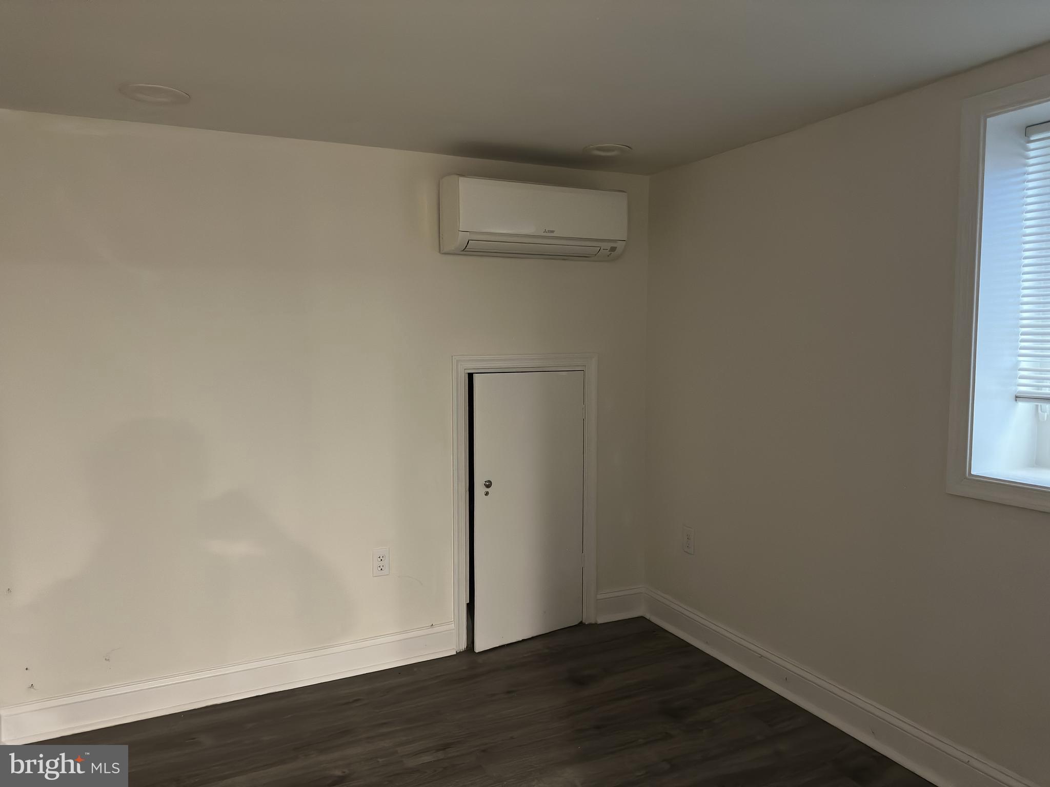 113 15th Street Southeast Washington, DC 20003 - Photo 5 of 27