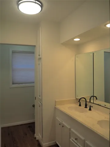 $2,800 | 10319 Raritan Drive, Houston, TX 77043