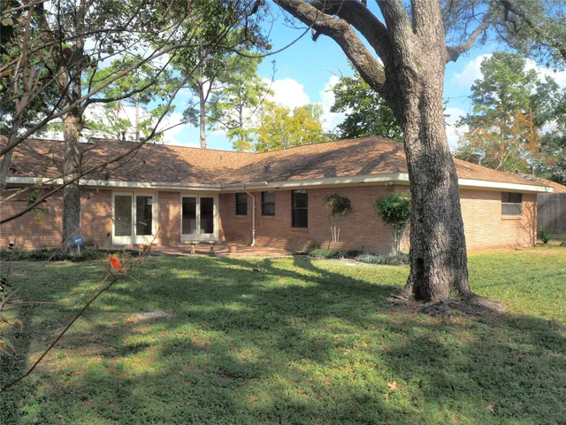 $2,800 | 10319 Raritan Drive, Houston, TX 77043