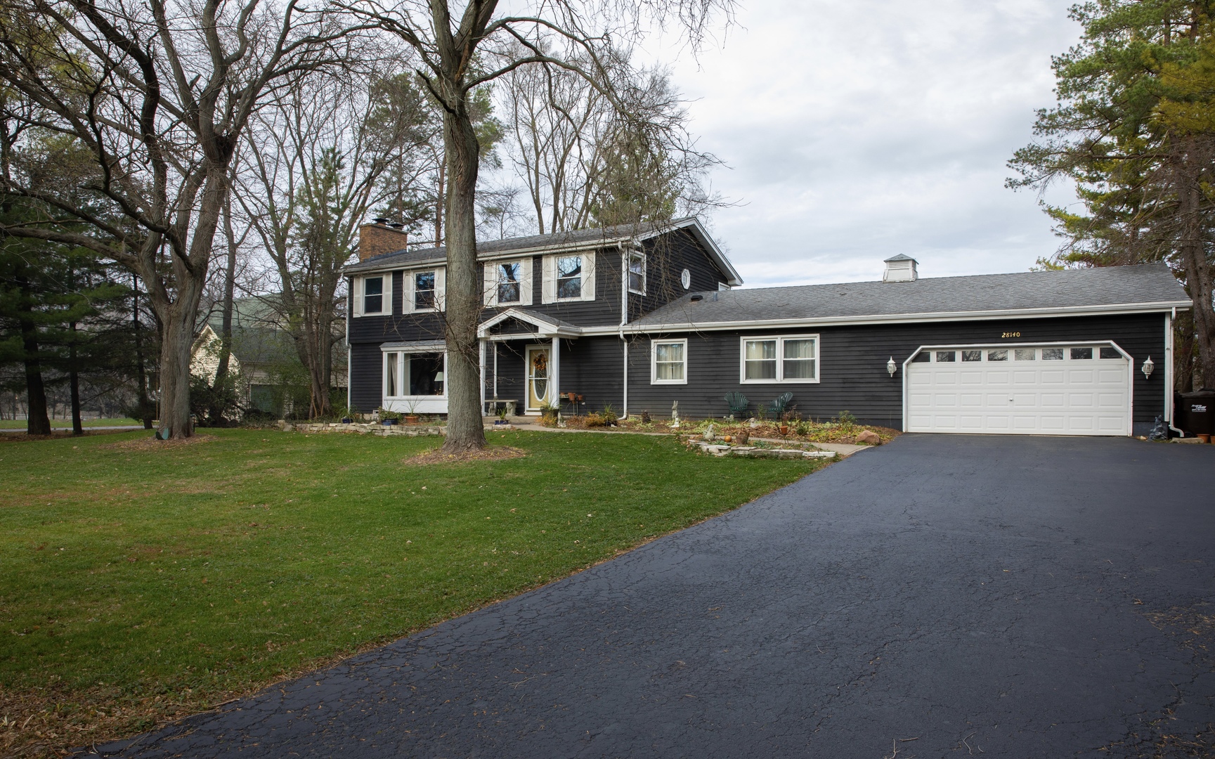 28140 Meadow Lane Road McHenry, IL 60051 - Photo 2 of 33