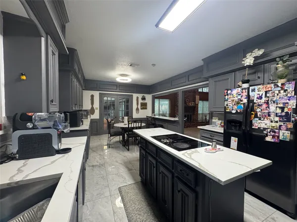 $650,000 | 6730 Mossridge Drive, Houston, TX 77069