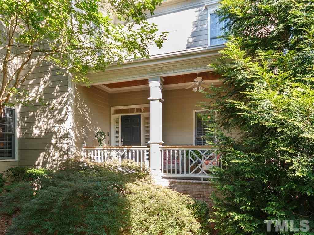 10316 Evergreen Spring Place Raleigh, NC 27614 - Photo 2 of 25 Gallery Image 2
