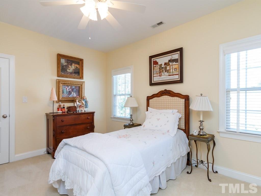 10316 Evergreen Spring Place Raleigh, NC 27614 - Photo 14 of 25 Gallery Image 14