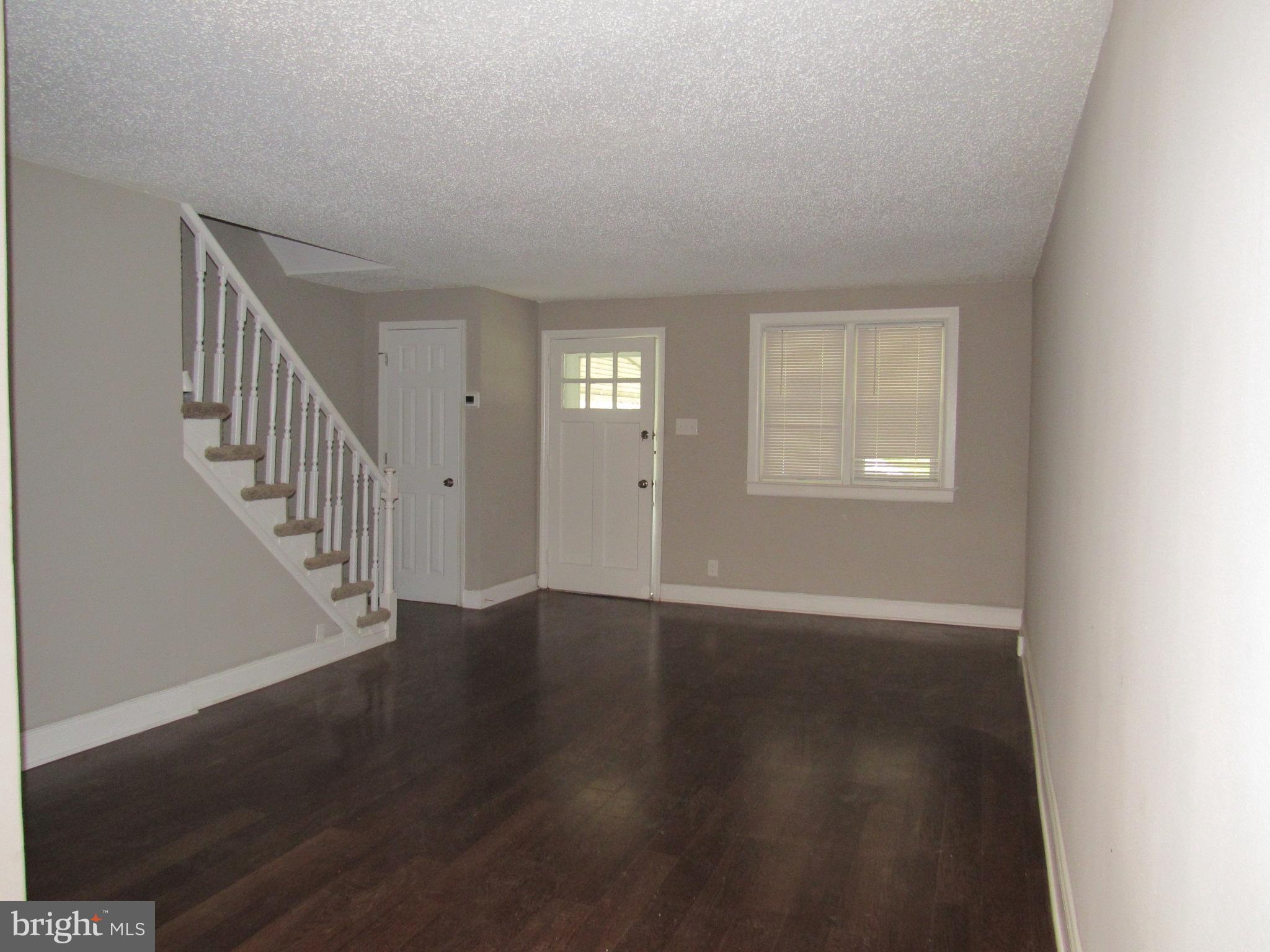 731 Bennington Road Folcroft, PA 19032 - Photo 3 of 19