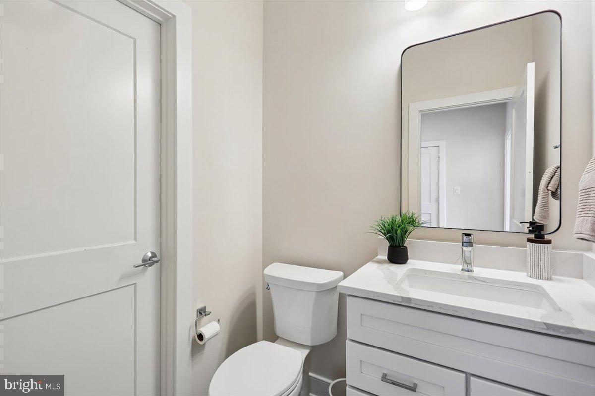 205 Allen Lane Poolesville, MD 20837 - Photo 16 of 56 Half Bath