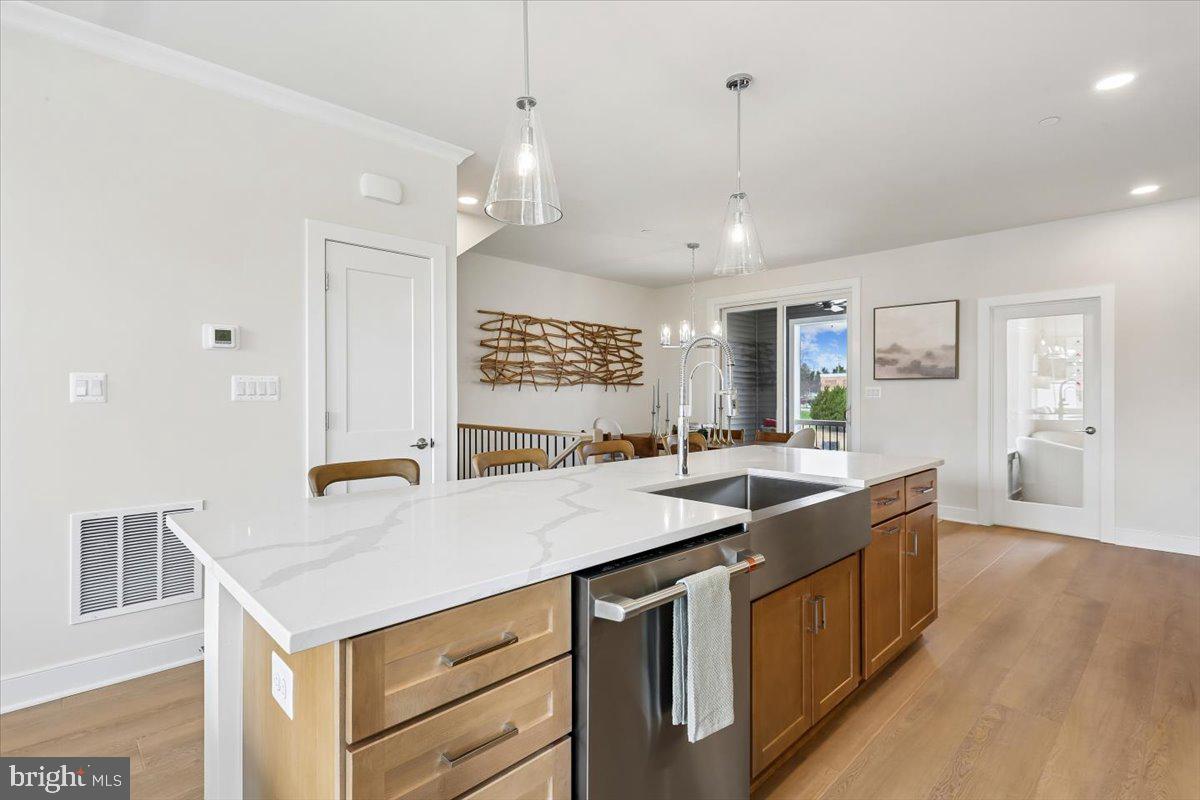 205 Allen Lane Poolesville, MD 20837 - Photo 18 of 56 Chef's Kitchen