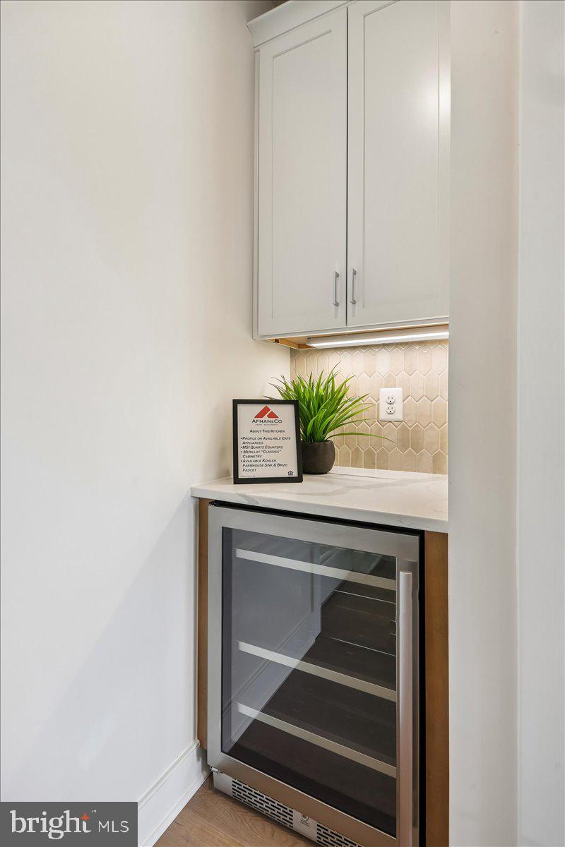 205 Allen Lane Poolesville, MD 20837 - Photo 23 of 56 Butler's Pantry