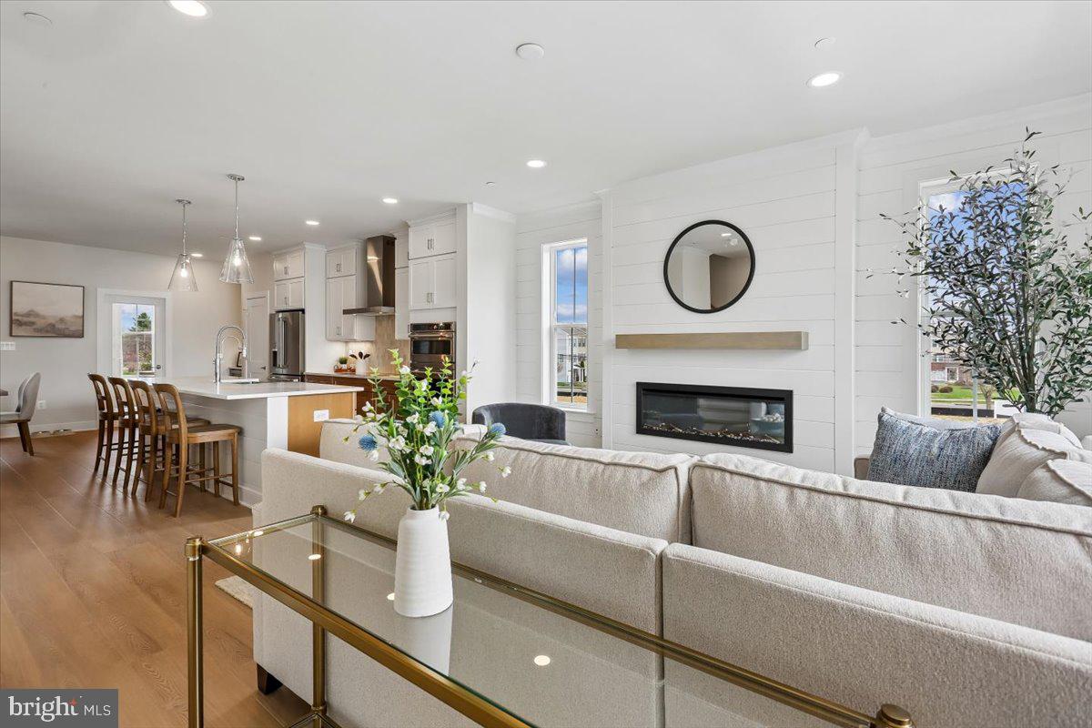 205 Allen Lane Poolesville, MD 20837 - Photo 28 of 56 Great Room