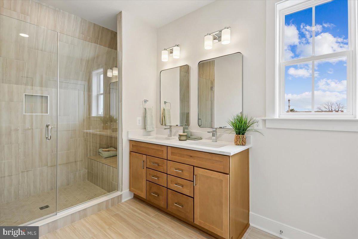 205 Allen Lane Poolesville, MD 20837 - Photo 45 of 56 Primary Bathroom