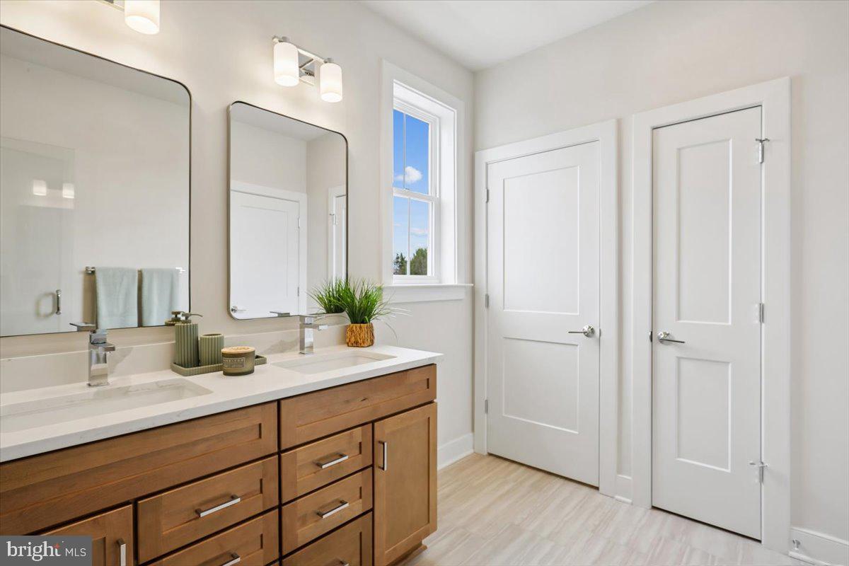 205 Allen Lane Poolesville, MD 20837 - Photo 47 of 56 Primary Bathroom