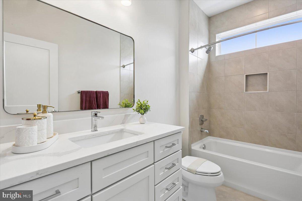 205 Allen Lane Poolesville, MD 20837 - Photo 52 of 56 Full Hall Bath Upper Level