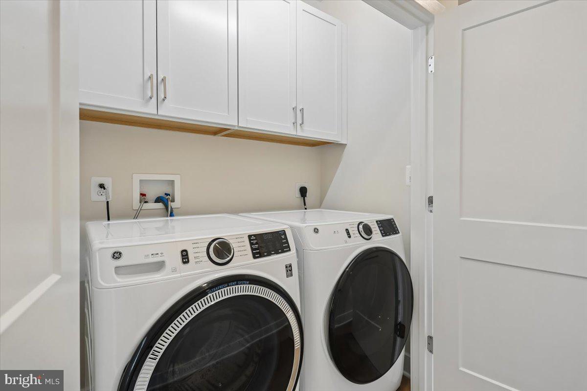 205 Allen Lane Poolesville, MD 20837 - Photo 53 of 56 Upper Level Laundry