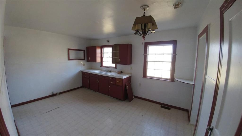 1225 Park Road Anderson, IN 46011 - Photo 4 of 13 Gallery Image 4